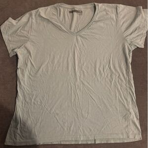 Cotton On XXL Light Green V-Neck Tee